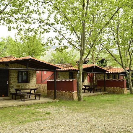 Camping El Pinajarro Hervas Exterior photo