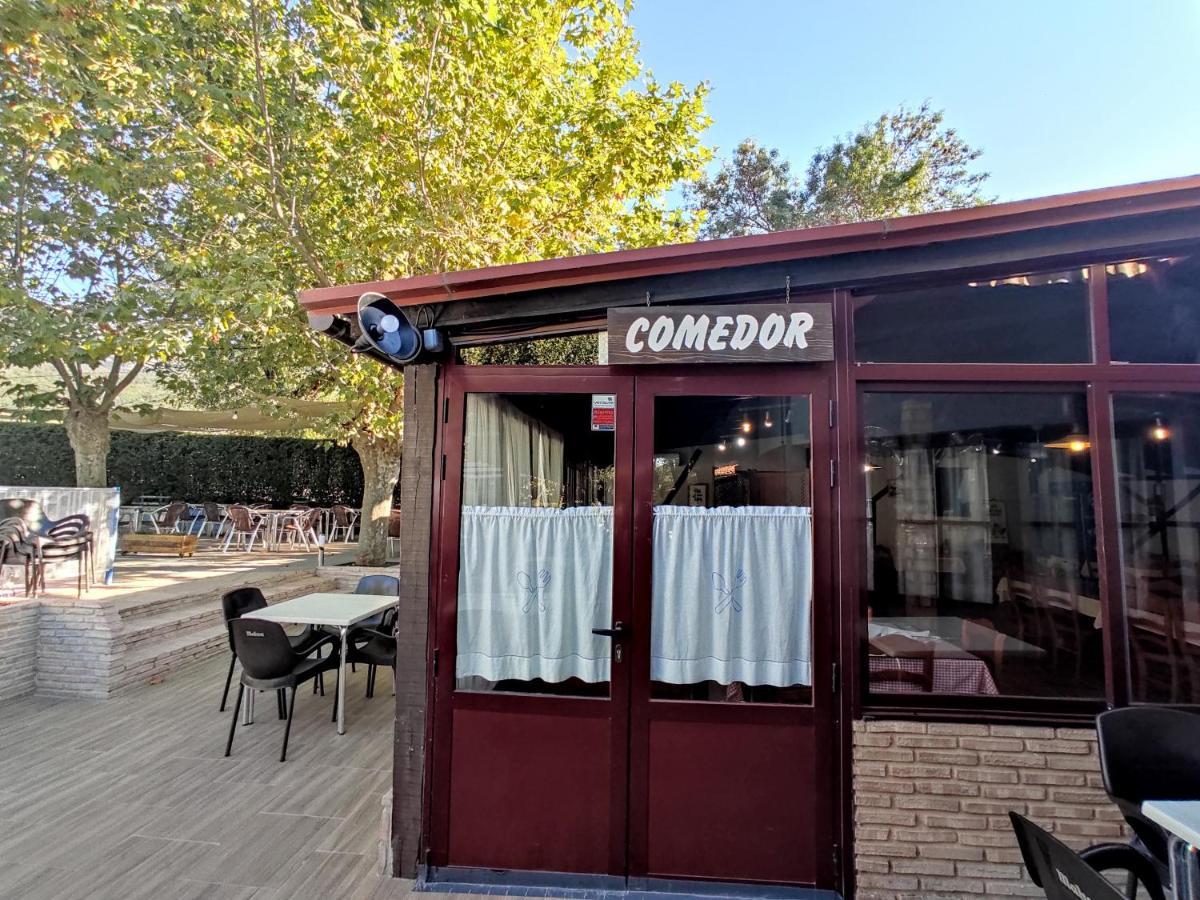Camping El Pinajarro Hervas Exterior photo