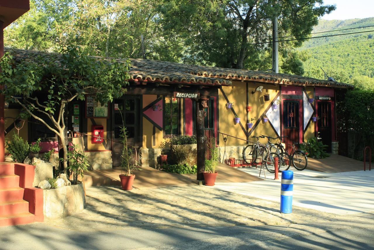 Camping El Pinajarro Hervas Exterior photo